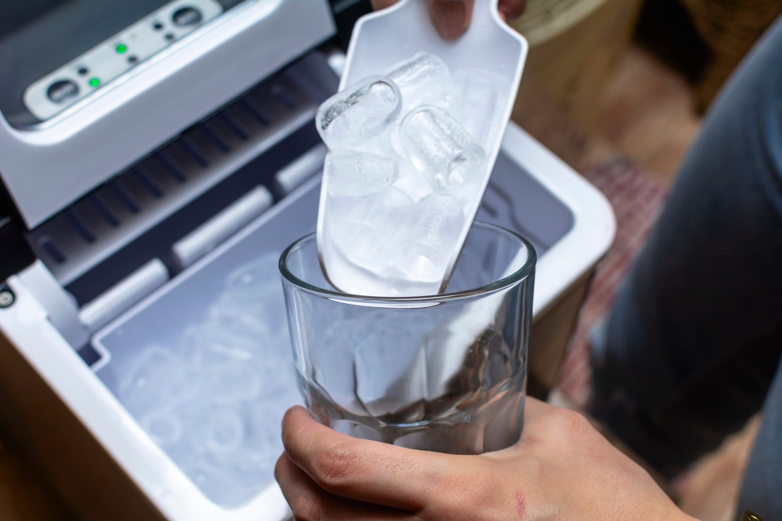 Why It’s Important to Clean Your Ice Maker